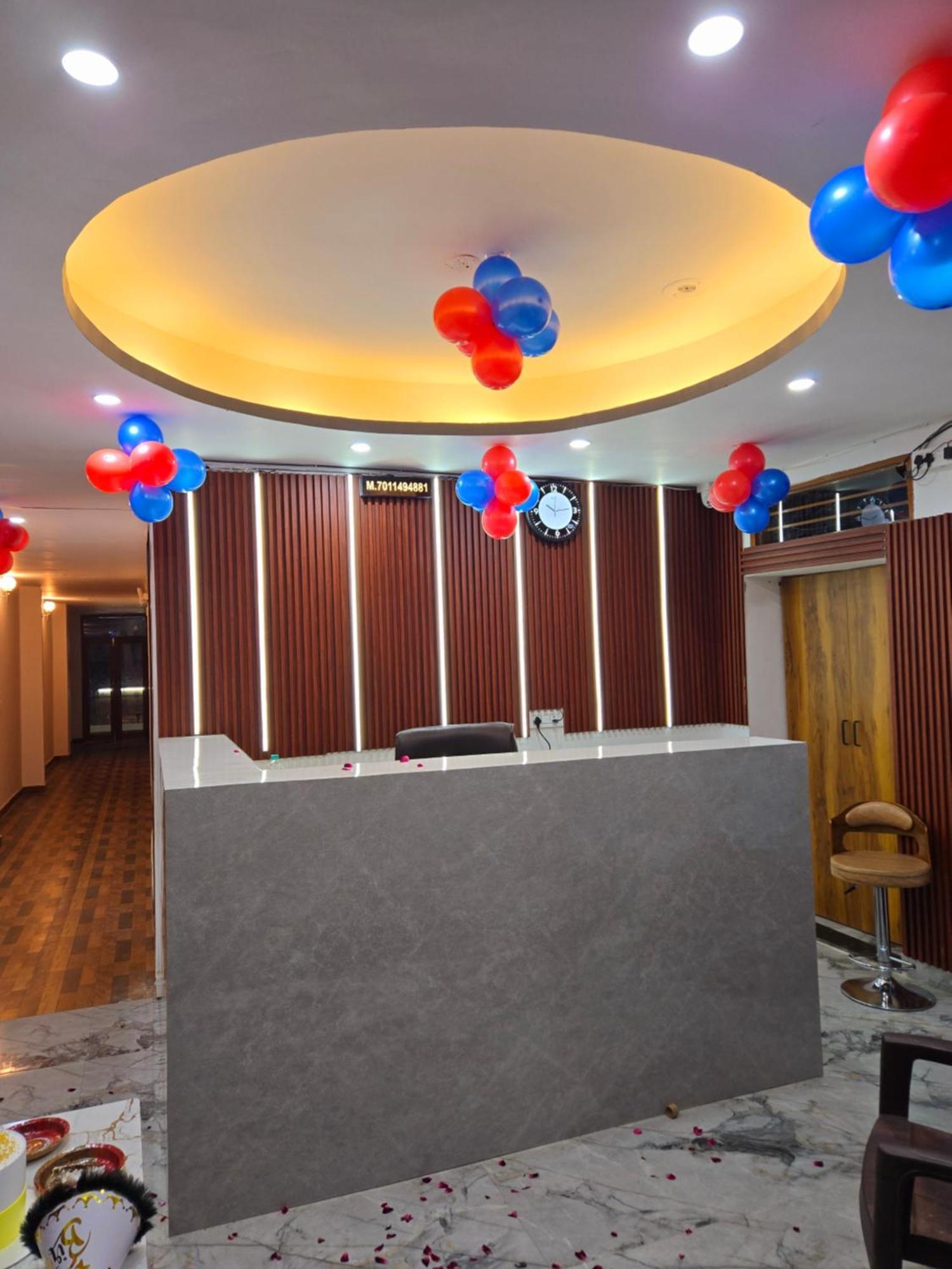 Hotel Blu Plaza Gurgaon Exterior foto